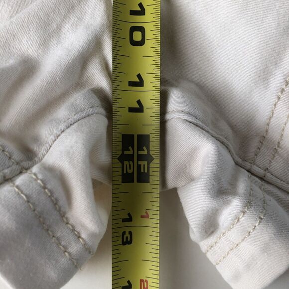 Hollister California Ultra High-Rise Mom Shorts 3" Cargo Ivory Size 9/8 W 29 - Picture 7 of 16